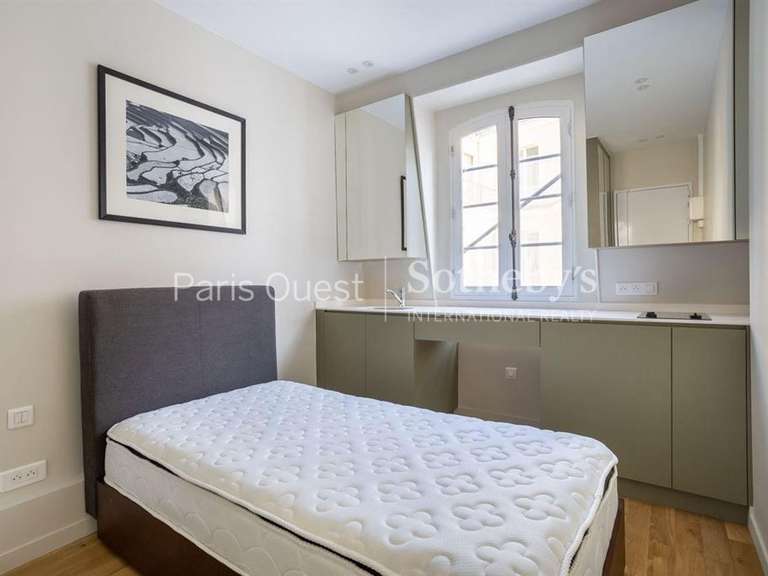 Appartement Paris 8e - 3 chambres - 168m²