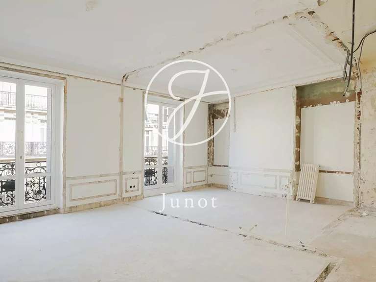 Appartement Paris 8e - 2 chambres - 125m²