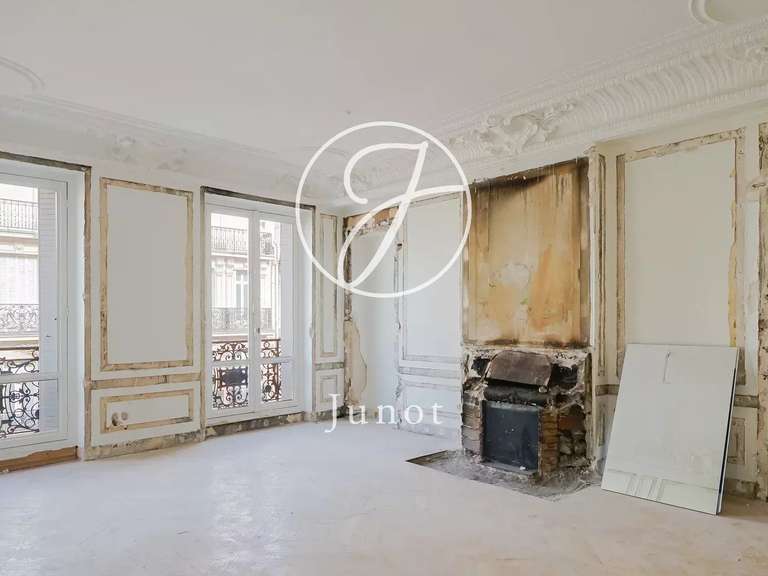 Appartement Paris 8e - 2 chambres - 125m²