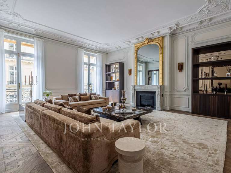 Appartement Paris 8e - 5 chambres - 372m²