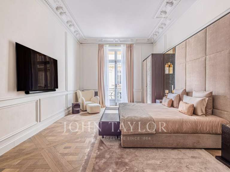 Appartement Paris 8e - 5 chambres - 372m²