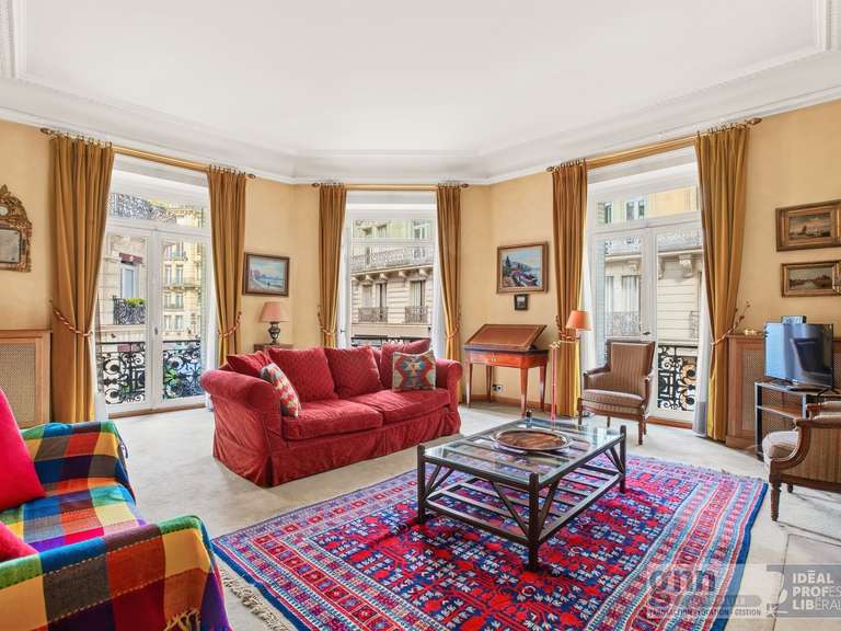 Appartement Paris 8e - 2 chambres - 149m²