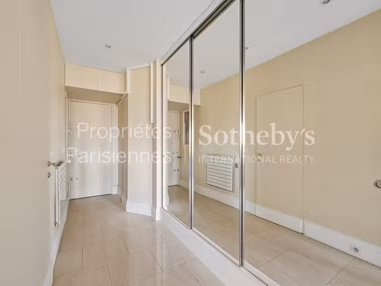 Apartment Paris 8e - 37m²