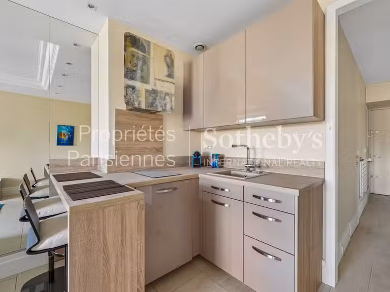 Apartment Paris 8e - 37m²