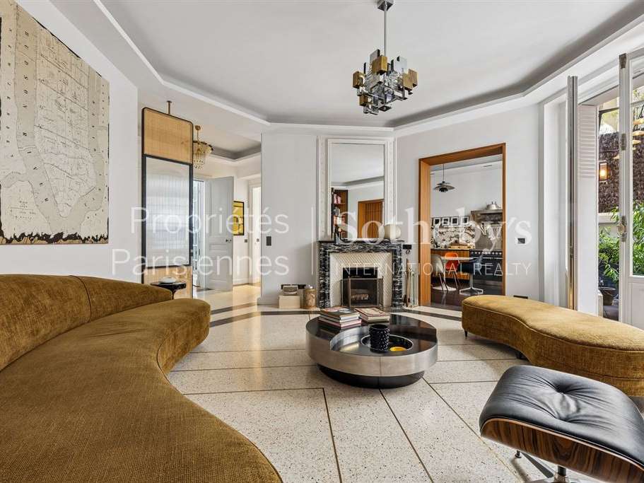 Apartment Paris 8e