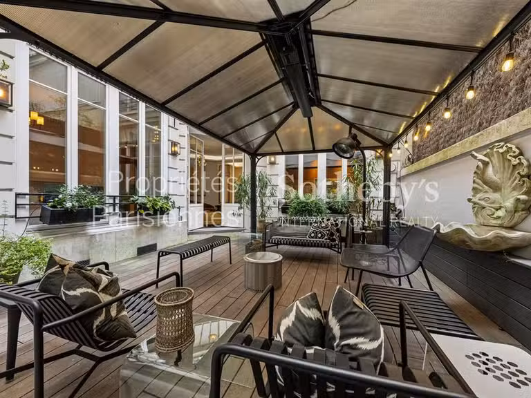 Apartment Paris 8e - 3 bedrooms - 154m²