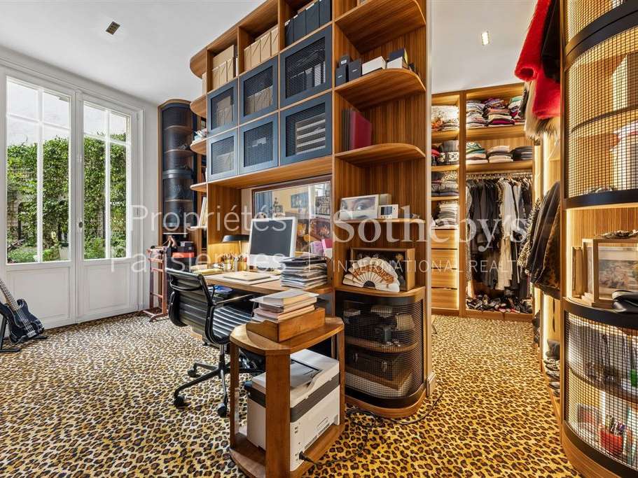 Apartment Paris 8e