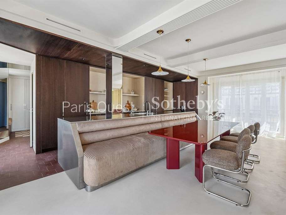 Apartment Paris 8e