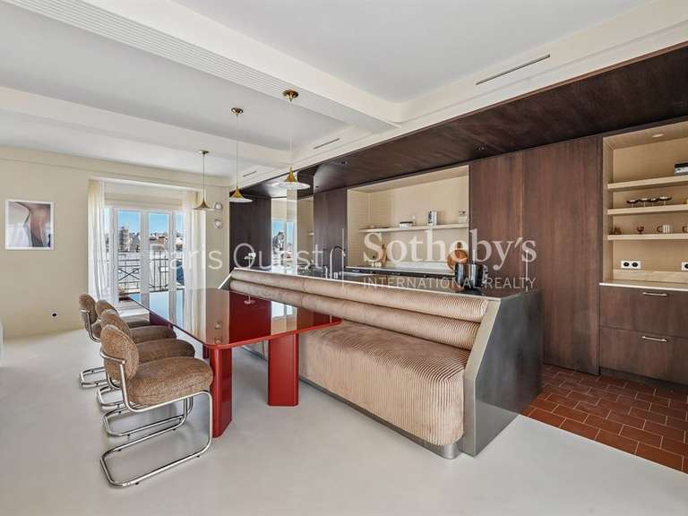 Appartement Paris 8e - 3 chambres - 155m²