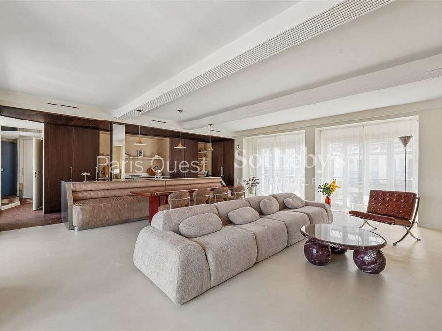 Apartment Paris 8e
