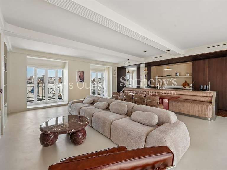 Appartement Paris 8e - 3 chambres - 155m²
