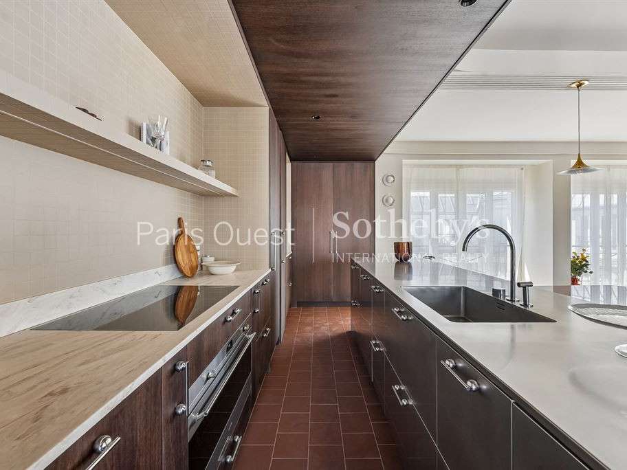 Apartment Paris 8e