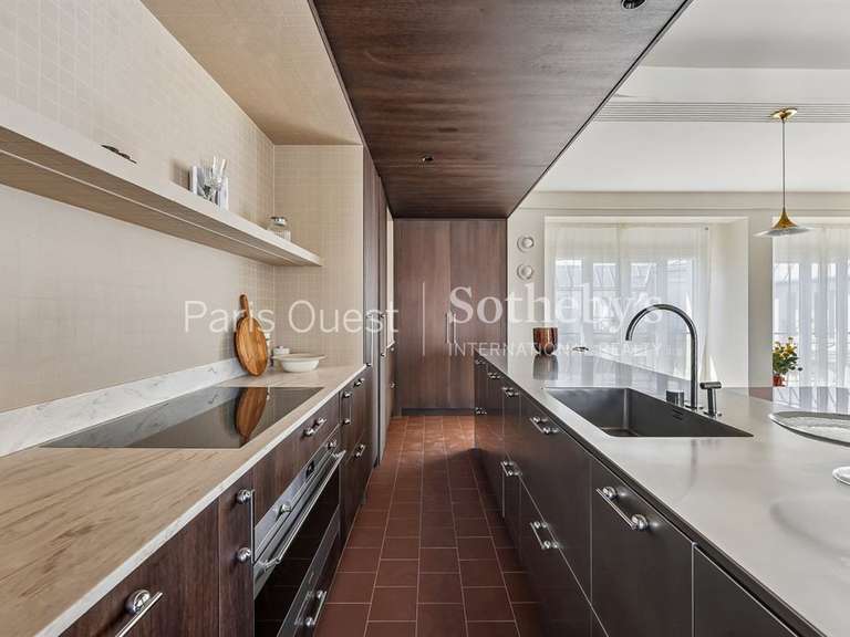 Appartement Paris 8e - 3 chambres - 155m²