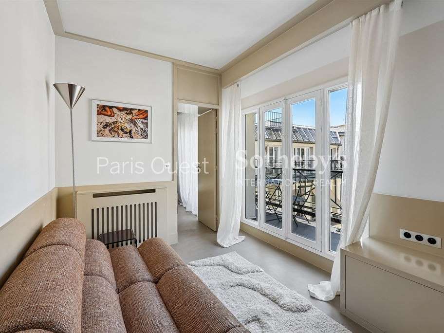 Apartment Paris 8e