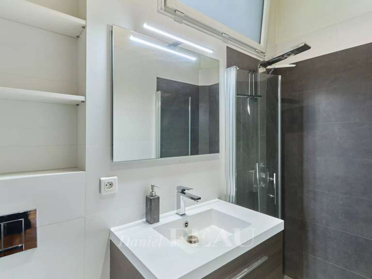Appartement Paris 8e - 3 chambres - 160m²