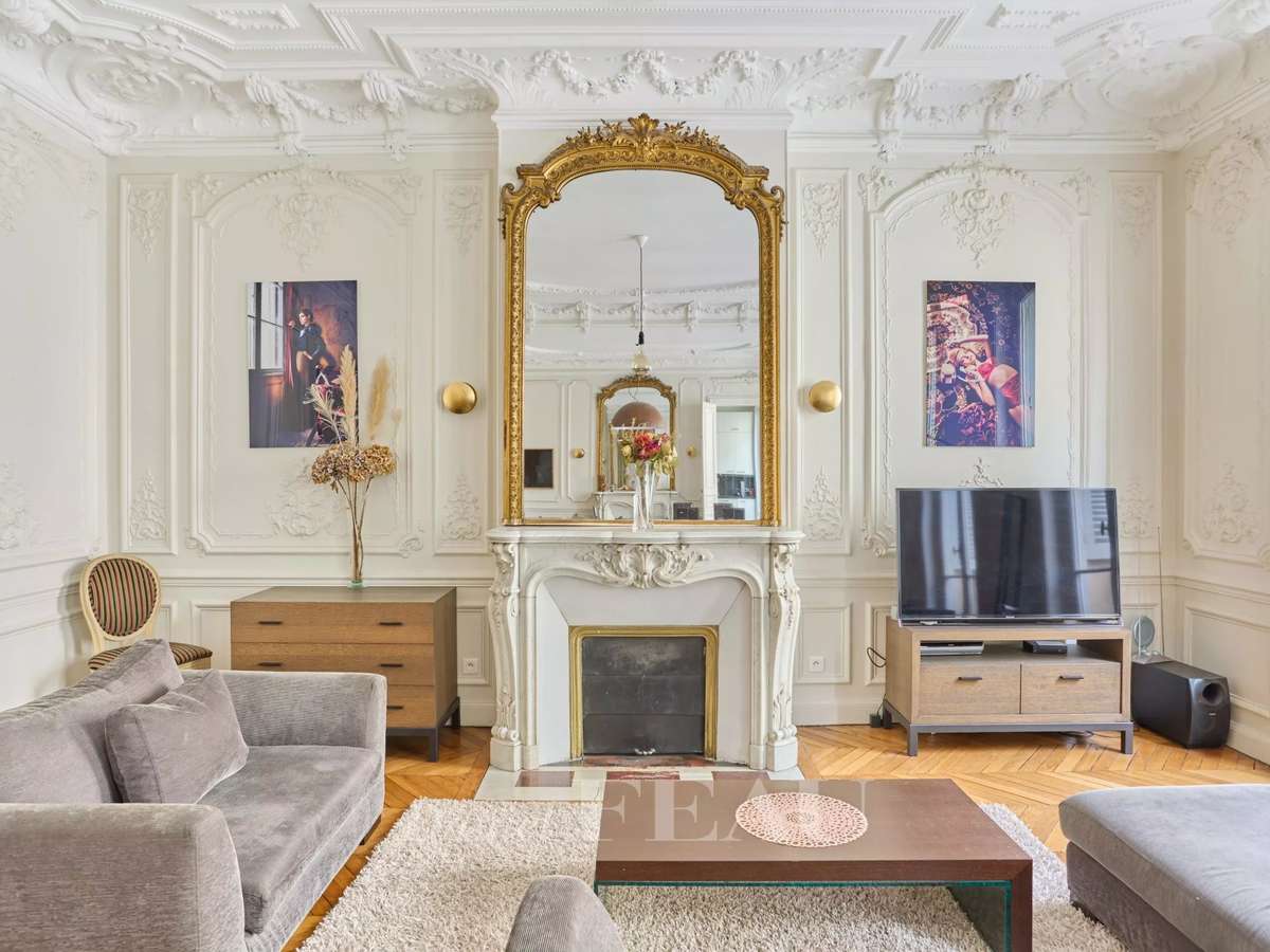 Apartment Paris 8e
