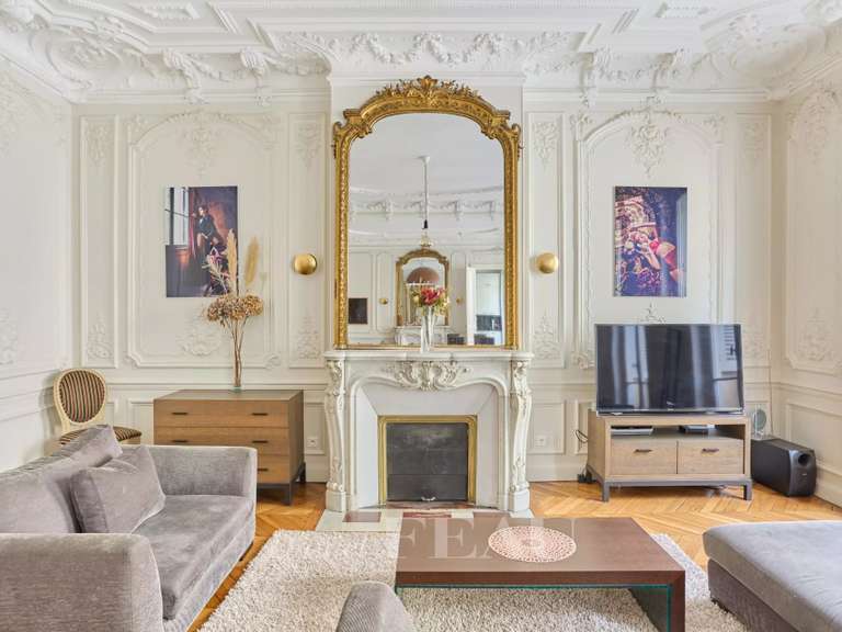 Appartement Paris 8e - 3 chambres - 160m²