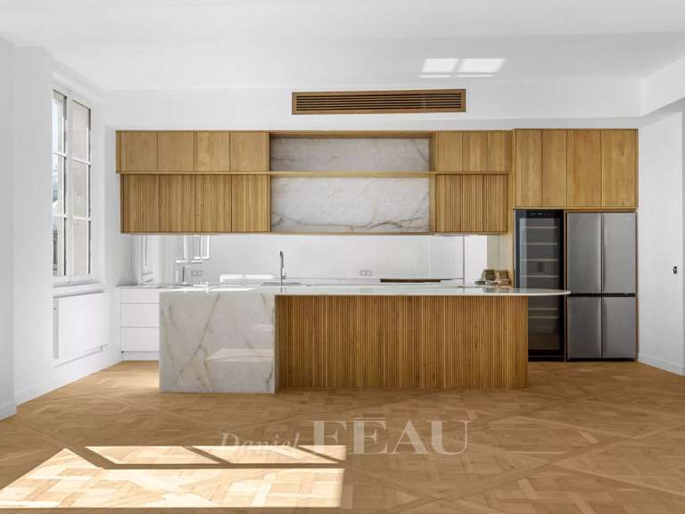 Appartement Paris 8e - 3 chambres - 156m²