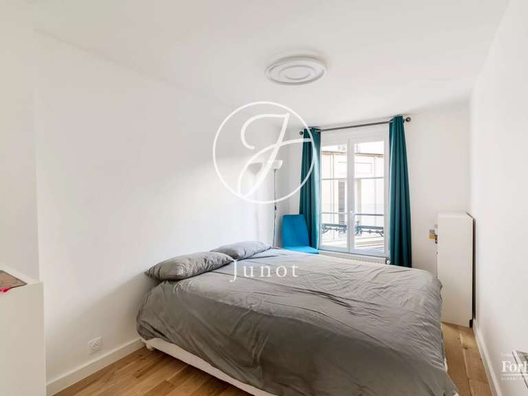 Appartement Paris 8e - 4 chambres - 93m²
