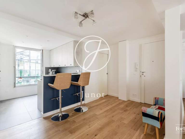 Appartement Paris 8e - 4 chambres - 93m²