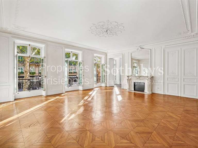 Appartement Paris 8e - 251m²