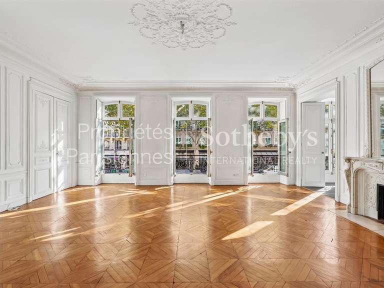 Appartement Paris 8e - 251m²