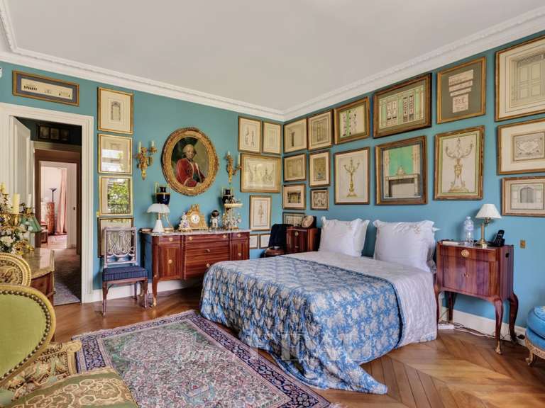 Appartement Paris 8e - 3 chambres - 200m²