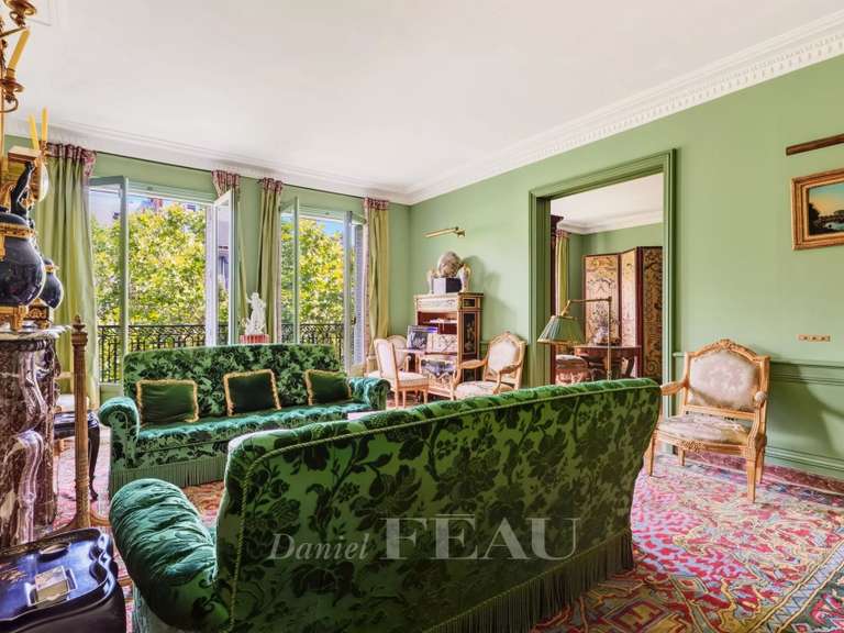 Appartement Paris 8e - 3 chambres - 200m²