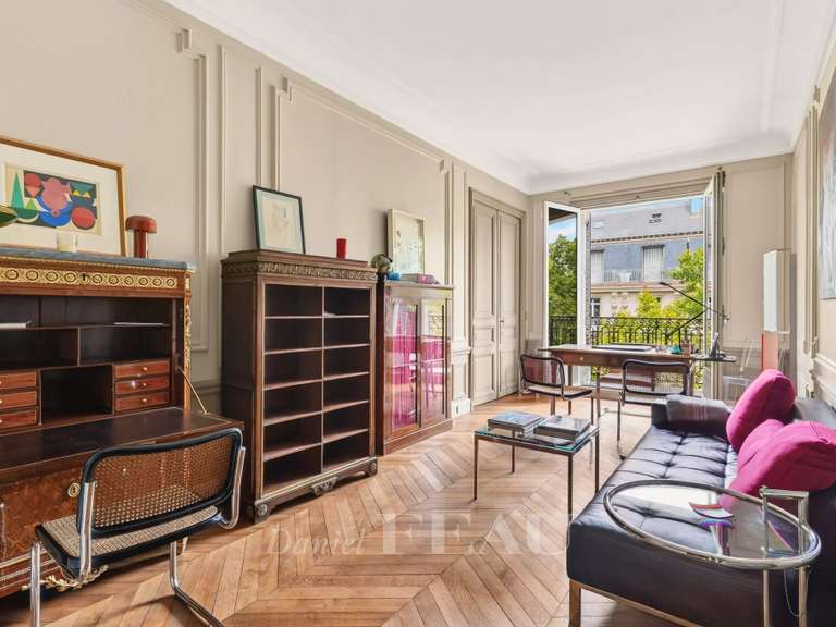 Appartement Paris 8e - 3 chambres - 200m²