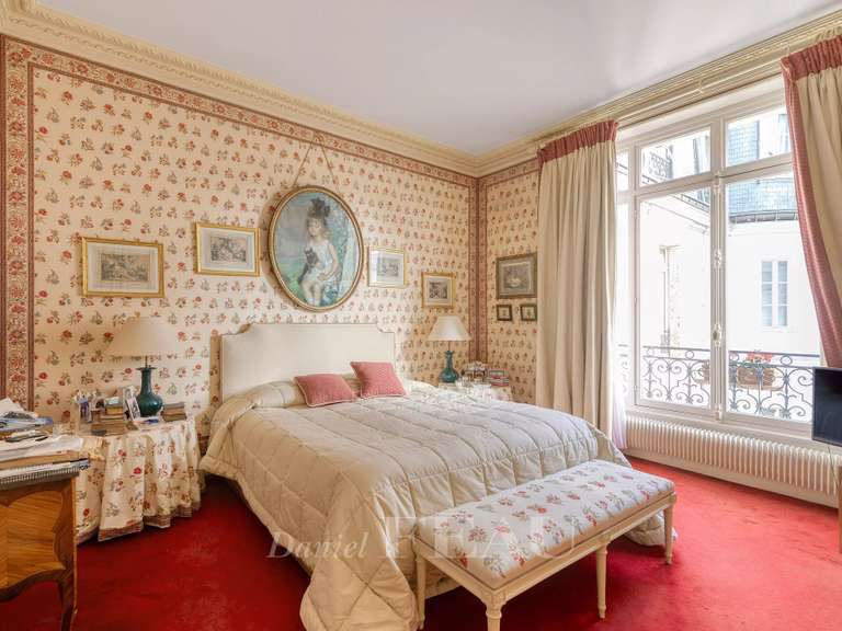 Appartement Paris 8e - 5 chambres - 234m²