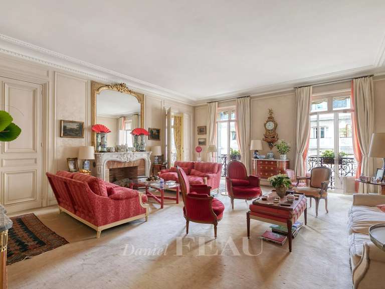 Appartement Paris 8e - 5 chambres - 234m²