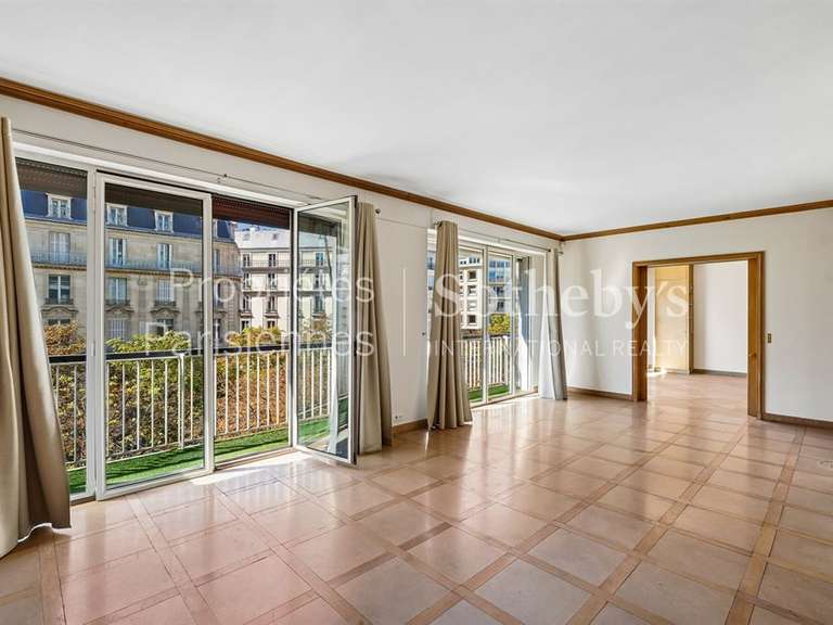 Appartement Paris 8e - 2 chambres - 96m²