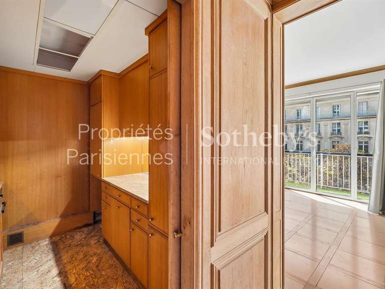 Appartement Paris 8e - 2 chambres - 96m²