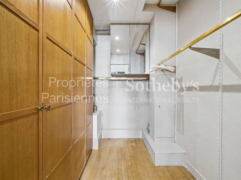 Appartement Paris 8e - 2 chambres - 96m²