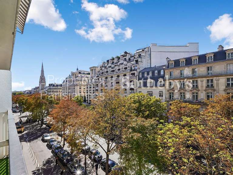 Appartement Paris 8e - 2 chambres - 96m²