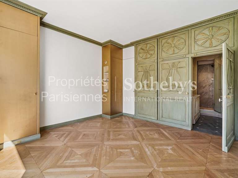 Appartement Paris 8e - 2 chambres - 96m²