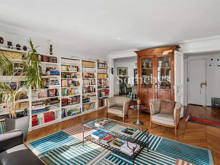 Appartement Paris 8e - 2 chambres - 110m²