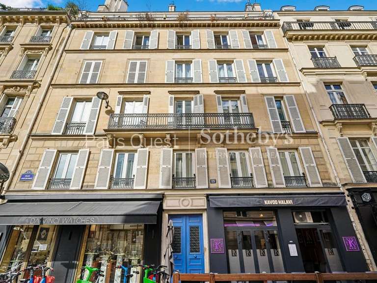 Appartement Paris 8e - 2 chambres - 110m²