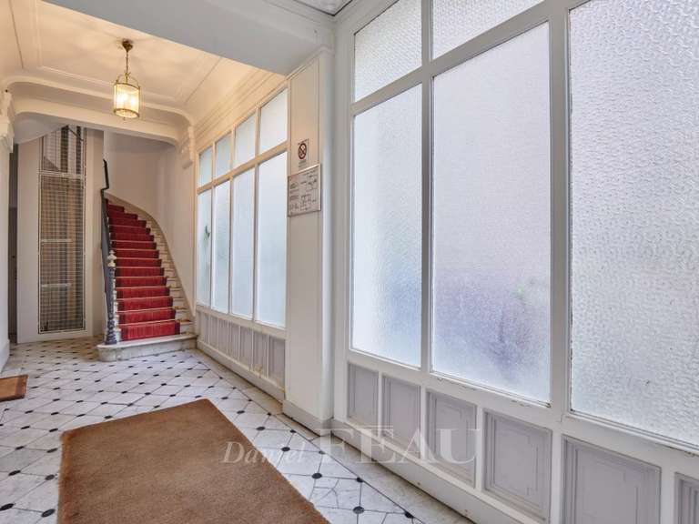 Appartement Paris 8e - 3 chambres - 124m²