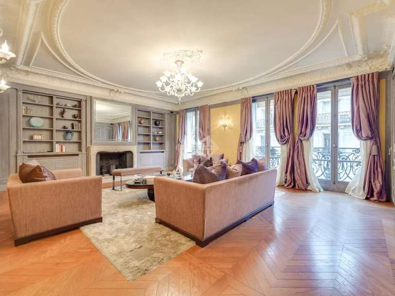 Appartement Paris 8e - 1 chambre - 125m²