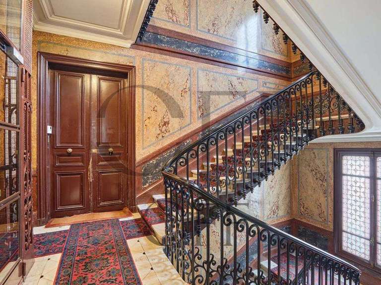 Appartement Paris 8e - 4 chambres