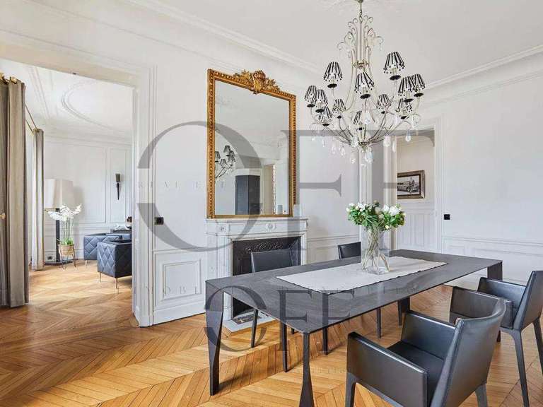 Appartement Paris 8e - 4 chambres