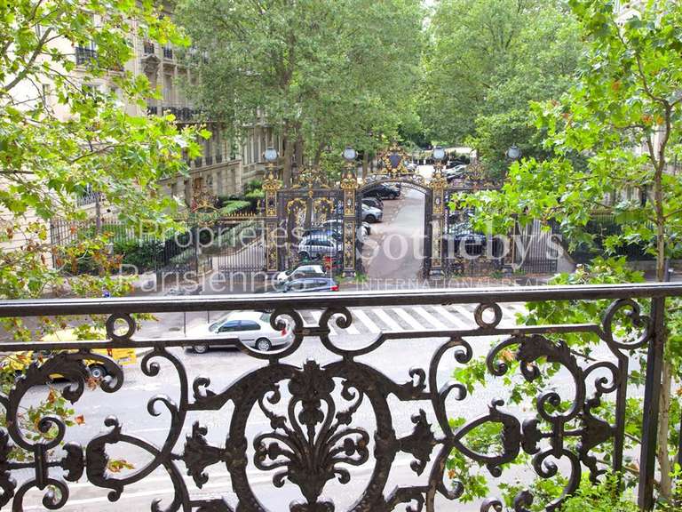 Appartement Paris 8e - 5 chambres - 368m²