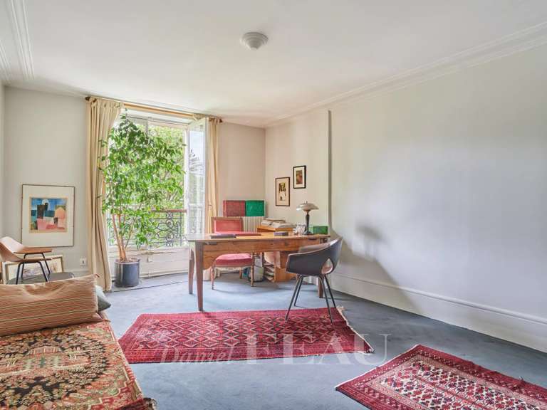 Appartement Paris 8e - 2 chambres - 77m²