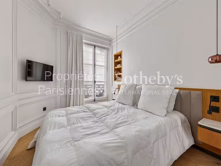 Appartement Paris 8e - 3 chambres - 130m²