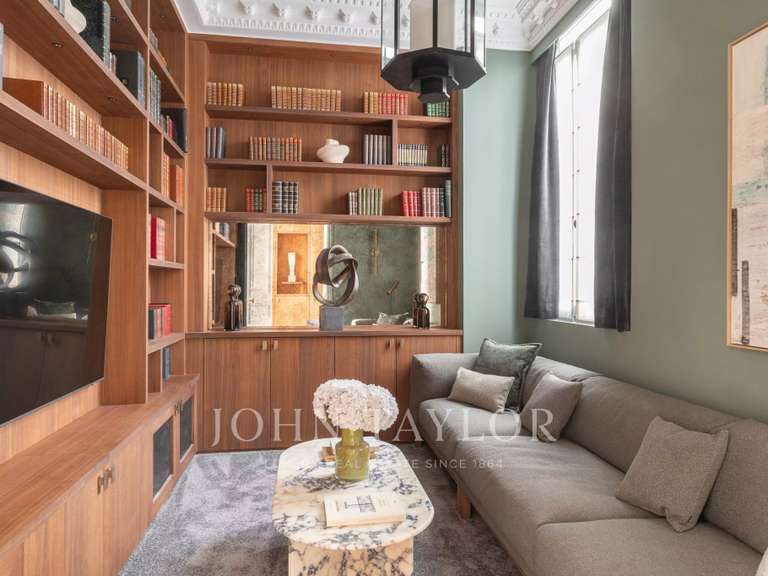 Appartement Paris 8e - 3 chambres - 198m²