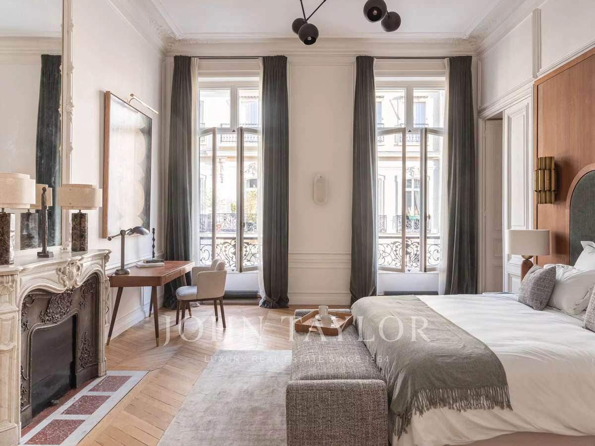 Apartment Paris 8e