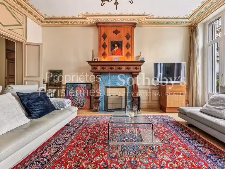 Appartement Paris 8e - 3 chambres - 205m²