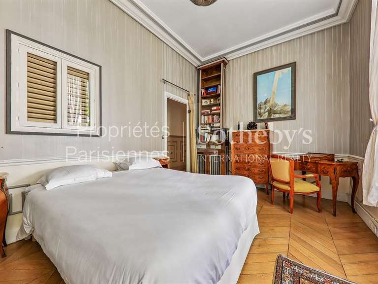 Apartment Paris 8e - 3 bedrooms - 205m²