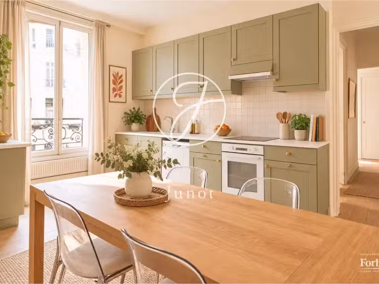Appartement Paris 8e - 5 chambres - 215m²